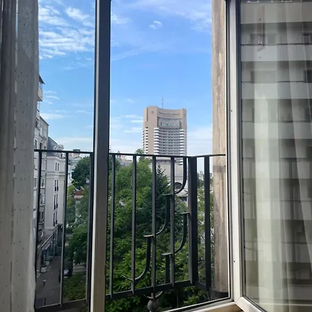 Skyline With A View To Remember Apartment *